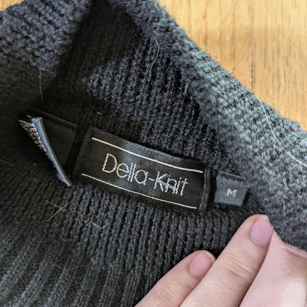 80s Vintage 100% Merino Wool Geometric Beaded Mock Neck Sweater Black Size M - Picture 4 of 7